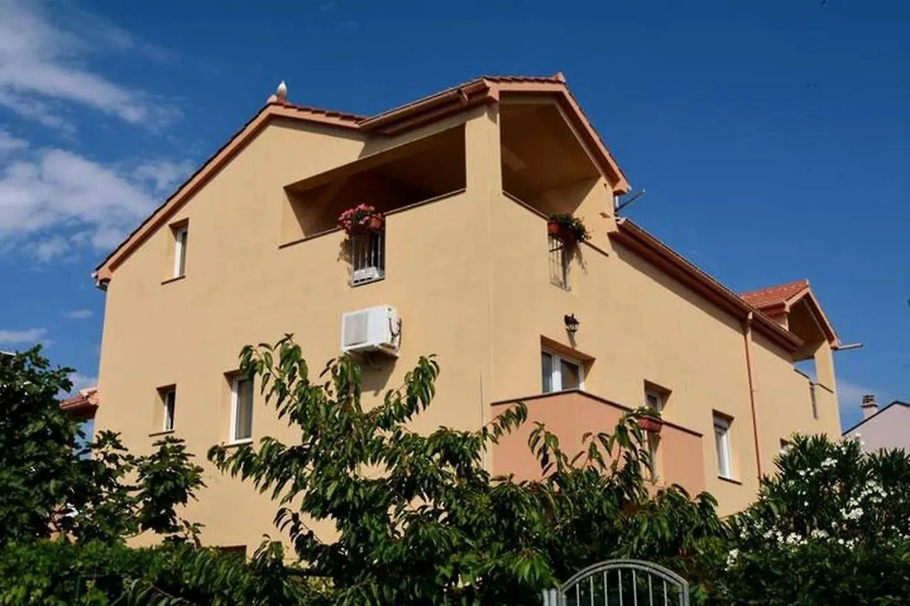 Relax At 2Br Oasis In Zadar Apartment Croatia