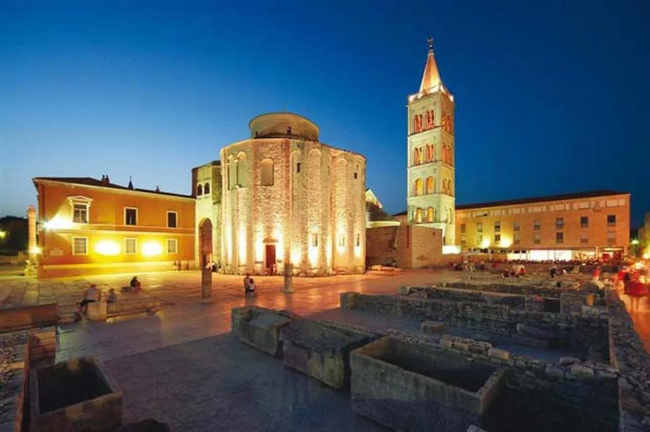 Relax At 2Br Oasis In Zadar Apartment